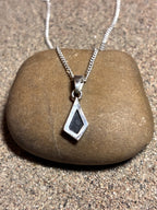 Lunar Pendant No. 27 — Classic, 0.13 g