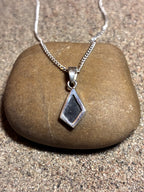 Lunar Pendant No. 31 — Classic, 0.13 g