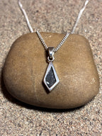 Lunar Pendant No. 19 — Classic, 0.14 g